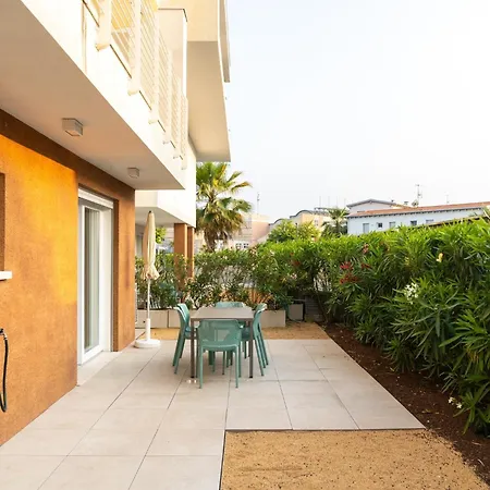 Sun Con Piscina - Piazza Brescia - Adria - Family Apartment Lido di Jesolo