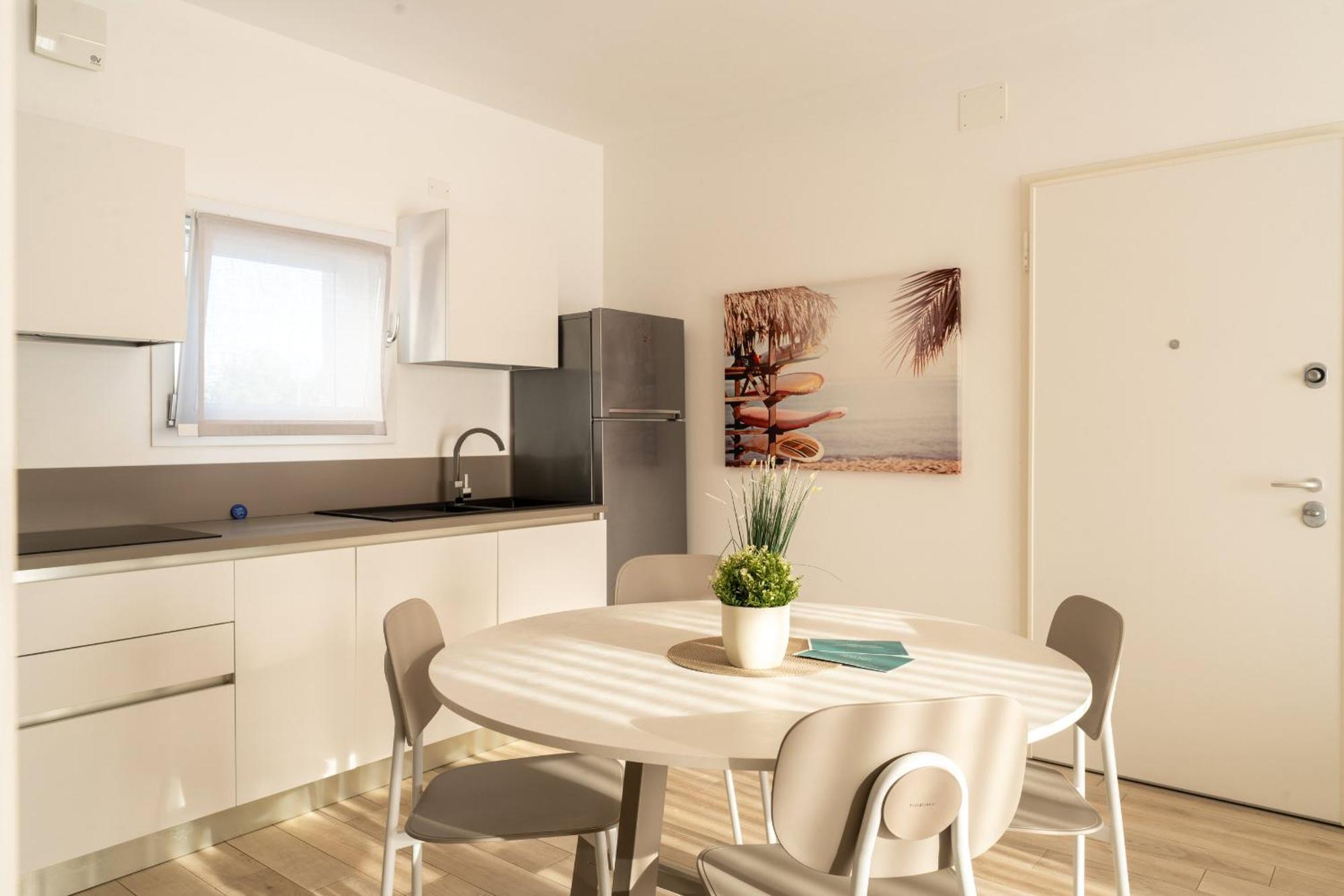 Apartment Sun Con Piscina - Piazza Brescia - Adria - Family Lido di Jesolo