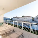 Sun Beach Residence Con Piscina - Piazza Brescia - Adria Holiday Jesolo - Family Apartments