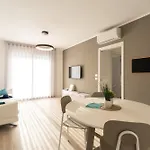 Appartamento Sun Con Piscina - Piazza Brescia - Adria - Family Lido di Jesolo