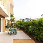 Sun Beach Residence Con Piscina - Piazza Brescia - Adria Holiday Jesolo - Family Apartments