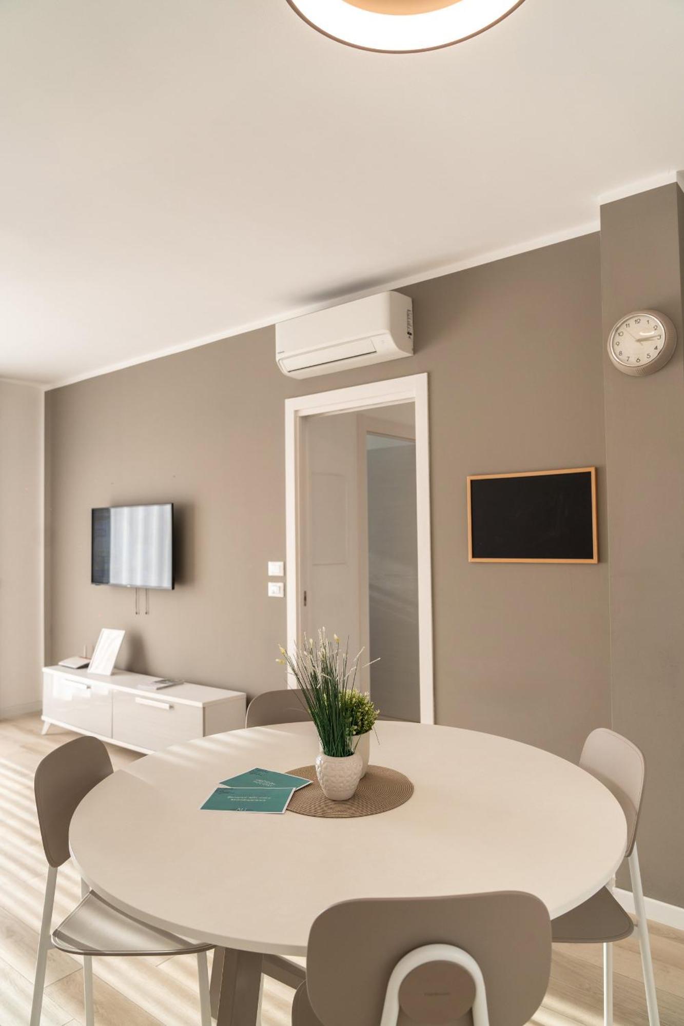 Sun Con Piscina - Piazza Brescia - Adria - Family * Lido di Jesolo
